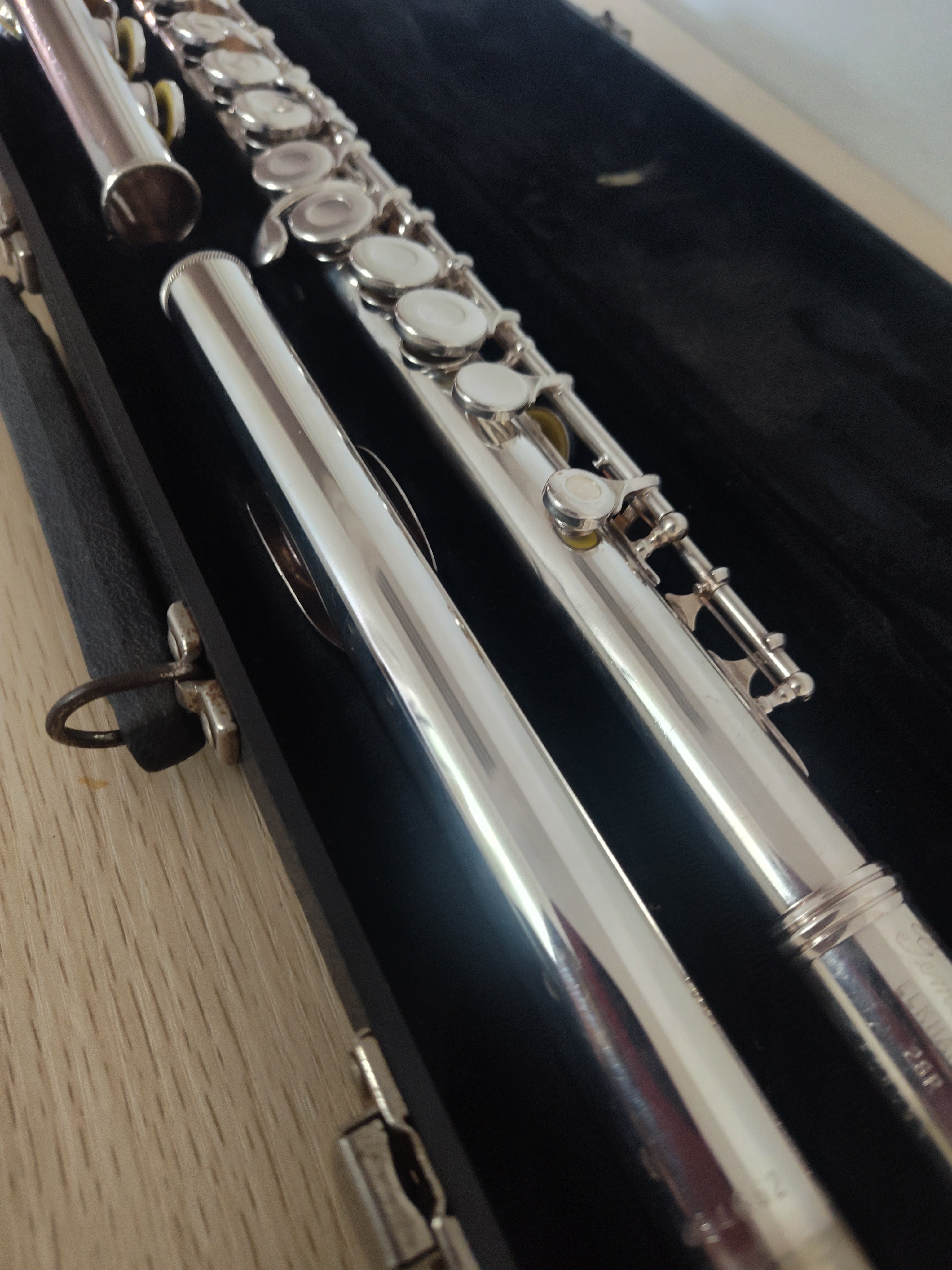 Gemeinhardt 2SP OVERHAULED FLUTE OFFSET G, C FOOT VIDEO DEMO