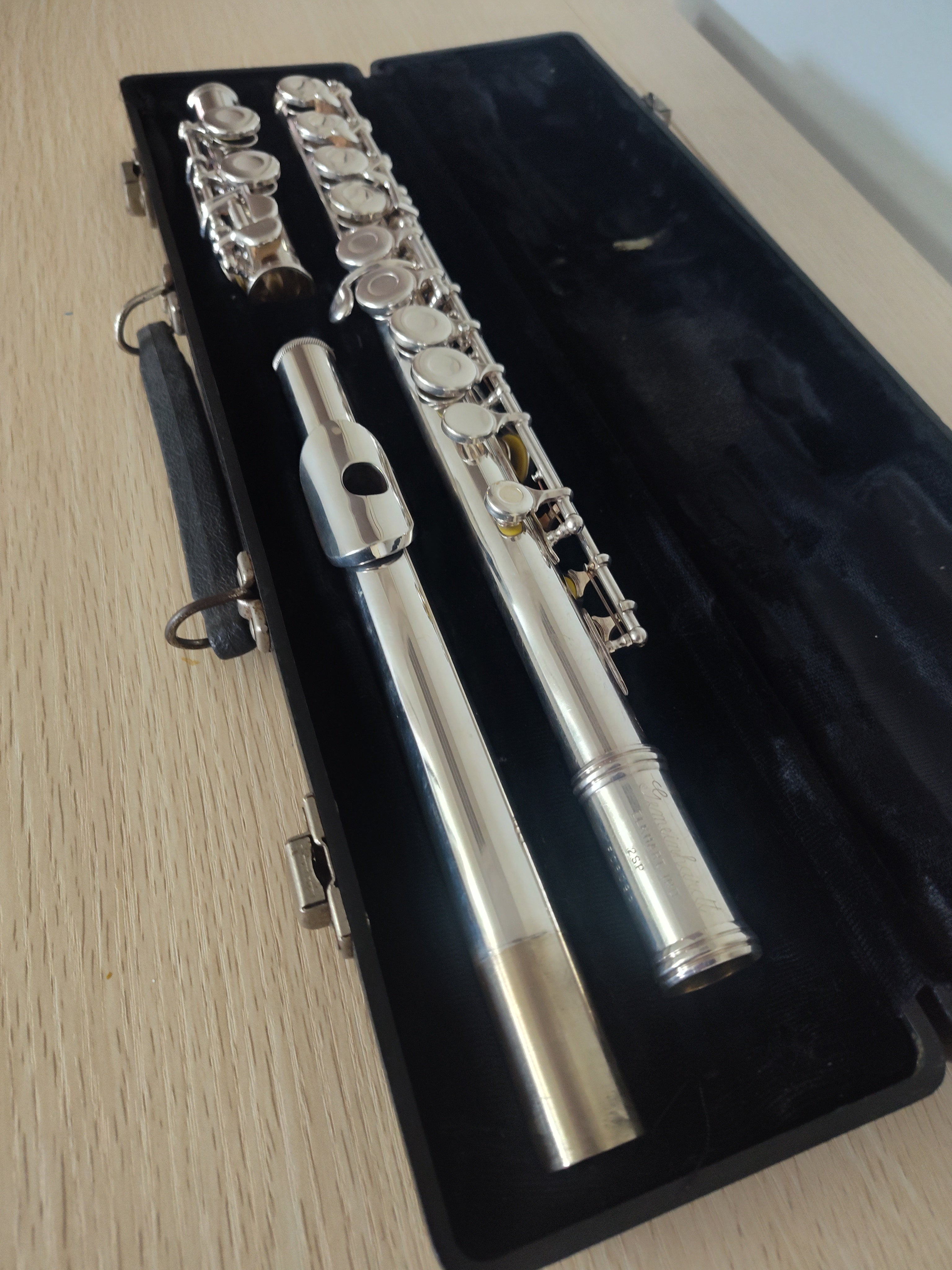 Gemeinhardt 2SP OVERHAULED FLUTE OFFSET G, C FOOT VIDEO DEMO