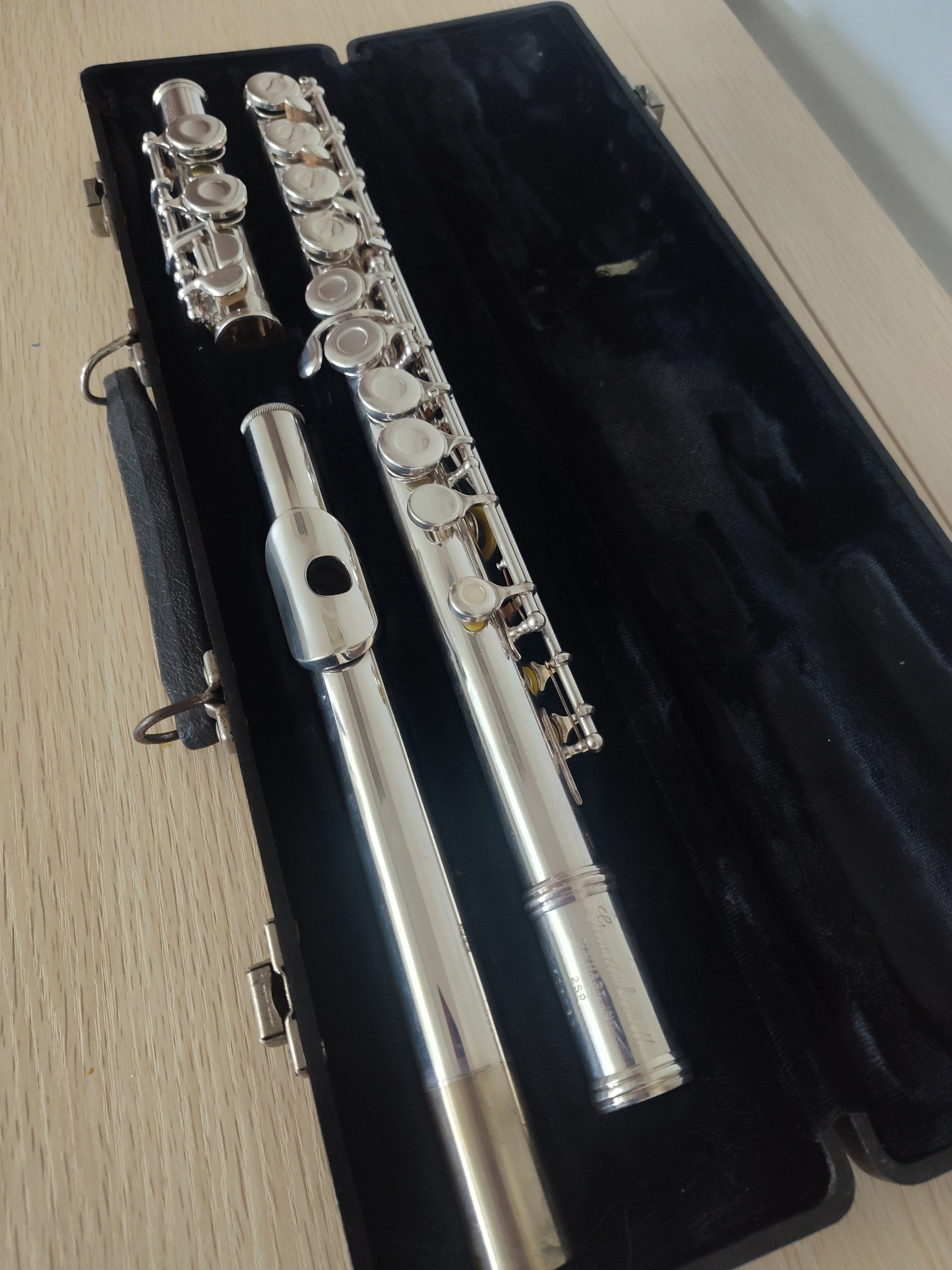 Gemeinhardt 2SP OVERHAULED FLUTE OFFSET G, C FOOT VIDEO DEMO