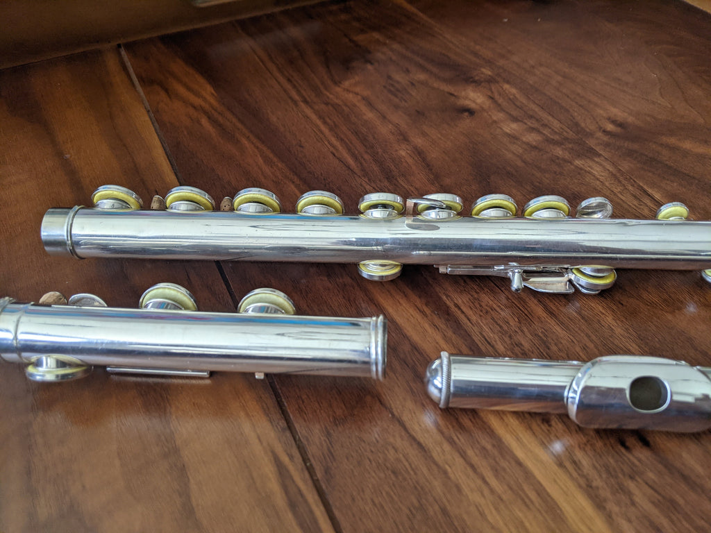 Gemeinhardt 22SP OVERHAULED FLUTE OFFSET G, C FOOT VIDEO DEMO